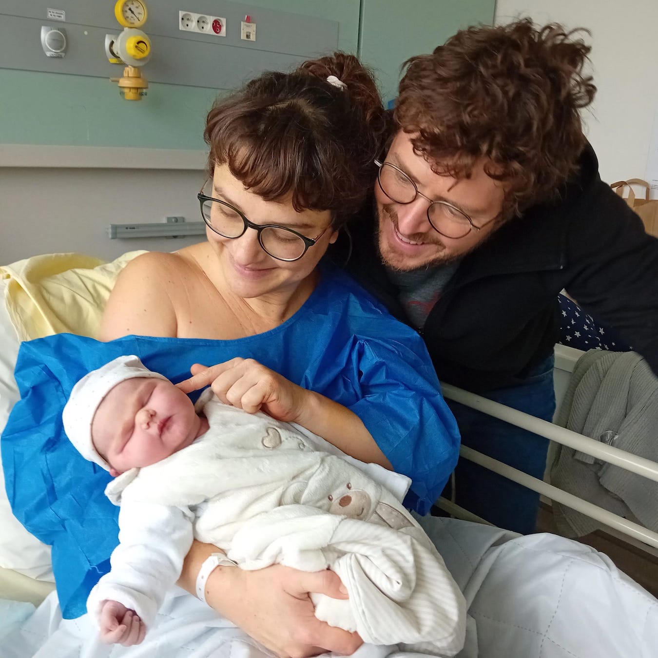 Mom & Effi & Dad